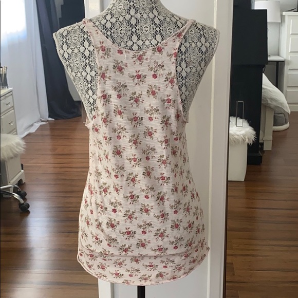 Brandy Melville Floral Tank Top - Picture 3 of 4